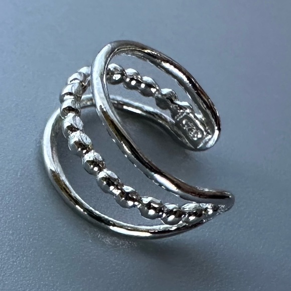 Platinum Plated Three Band Ear Cuff - Picture 6 of 13